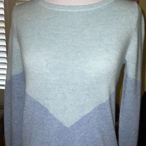 Lilly Pulitzer NWT Brigitte Cashmere Sweater Heathered Bennett Blue Size XXS - Picture 3 of 9
